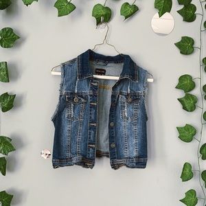 Cropped Distressed Denim Vest